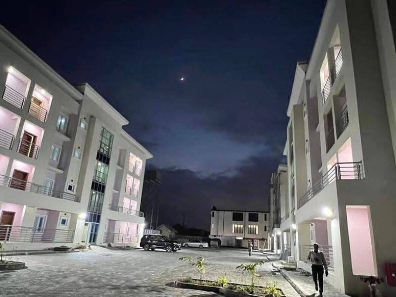 Construction image, Eximia Realty